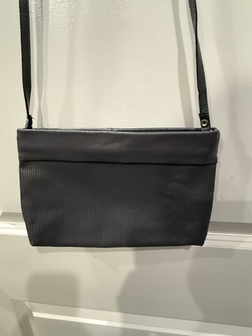 Gray Crossbody Bag Small Ribbed Textured Shoulder Purse Vintage